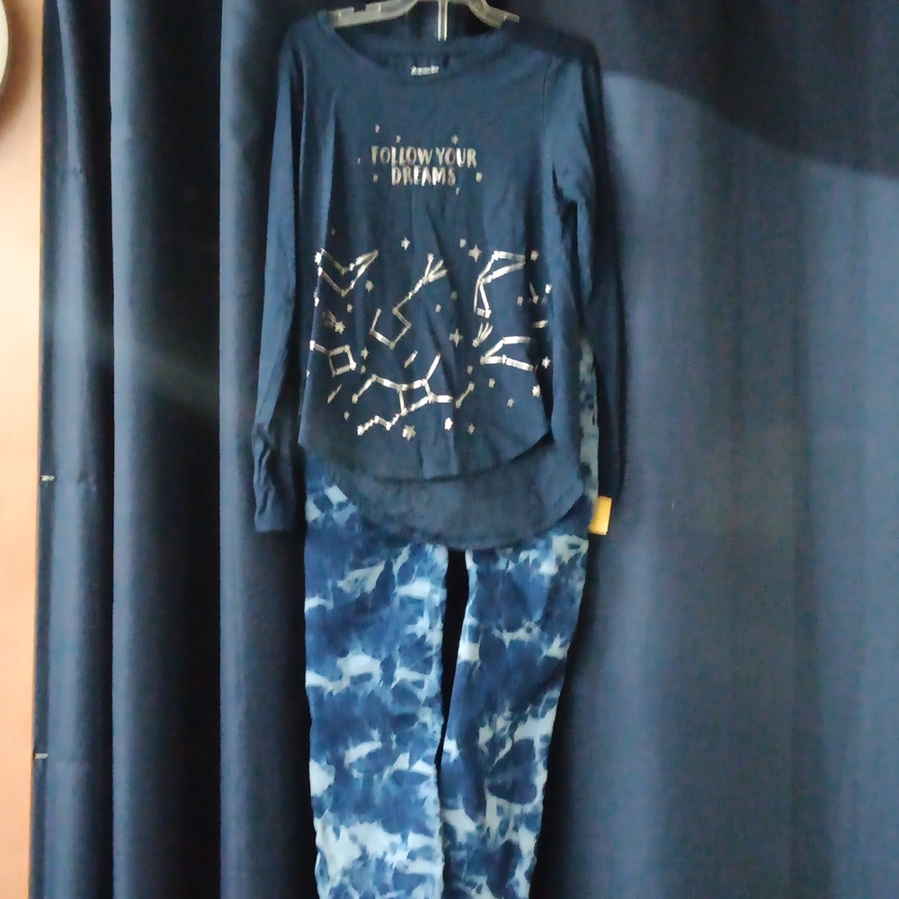 Girls size 7-8 outfit